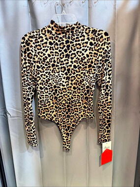 Storm boutique  Leopard Print Long Sleeve Bodysuit